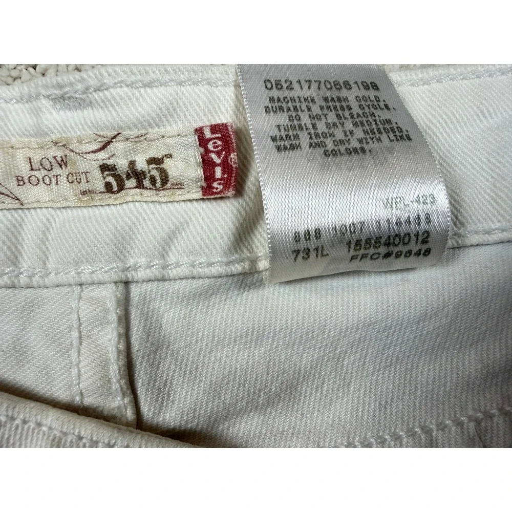 LEVI'S Women's 545 Low Rise Boot Cut White Denim Jeans Sz 8M (30x28) #1439